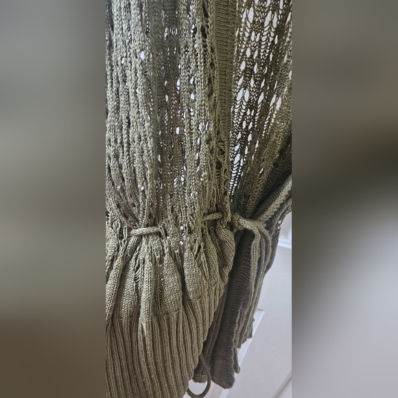 Faded Glory Crocheted Cardigan Army Green. XL (15/18) - Picture 3 of 9